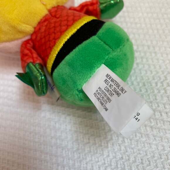 Hallmark itty bitty Aquaman - Picture 3 of 4